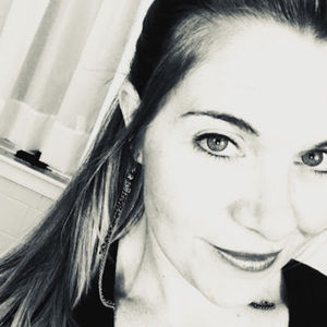 Meet your Posher, Theresia